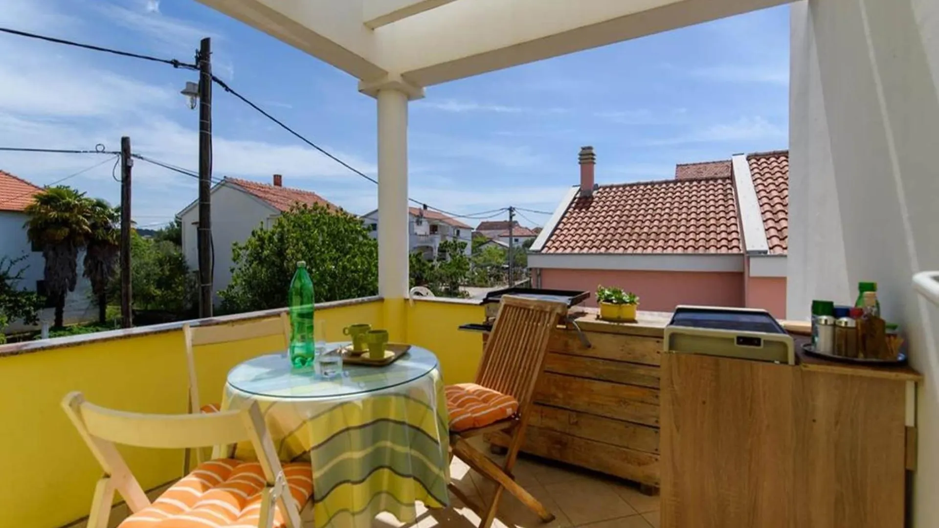 Homely Apartment In Suko An Near Sea Sukošan Hébergement de vacances