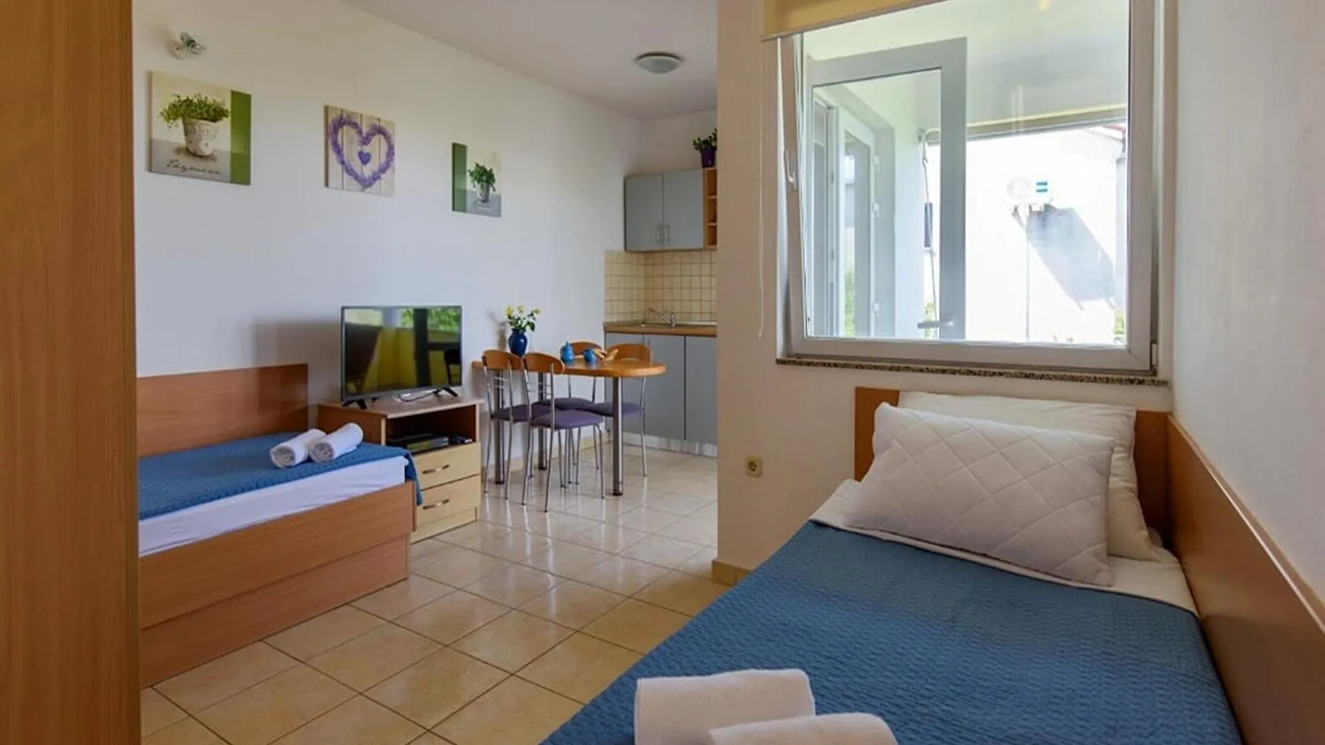 Homely Apartment In Suko An Near Sea Sukošan Hébergement de vacances